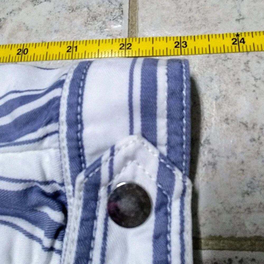 Loft Utility Jacket - Picture 3 of 10